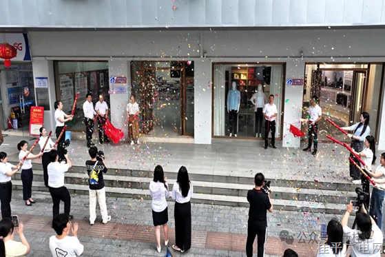 市融媒体中心旗下三大平台同日揭牌，媒体融合赋能新发展